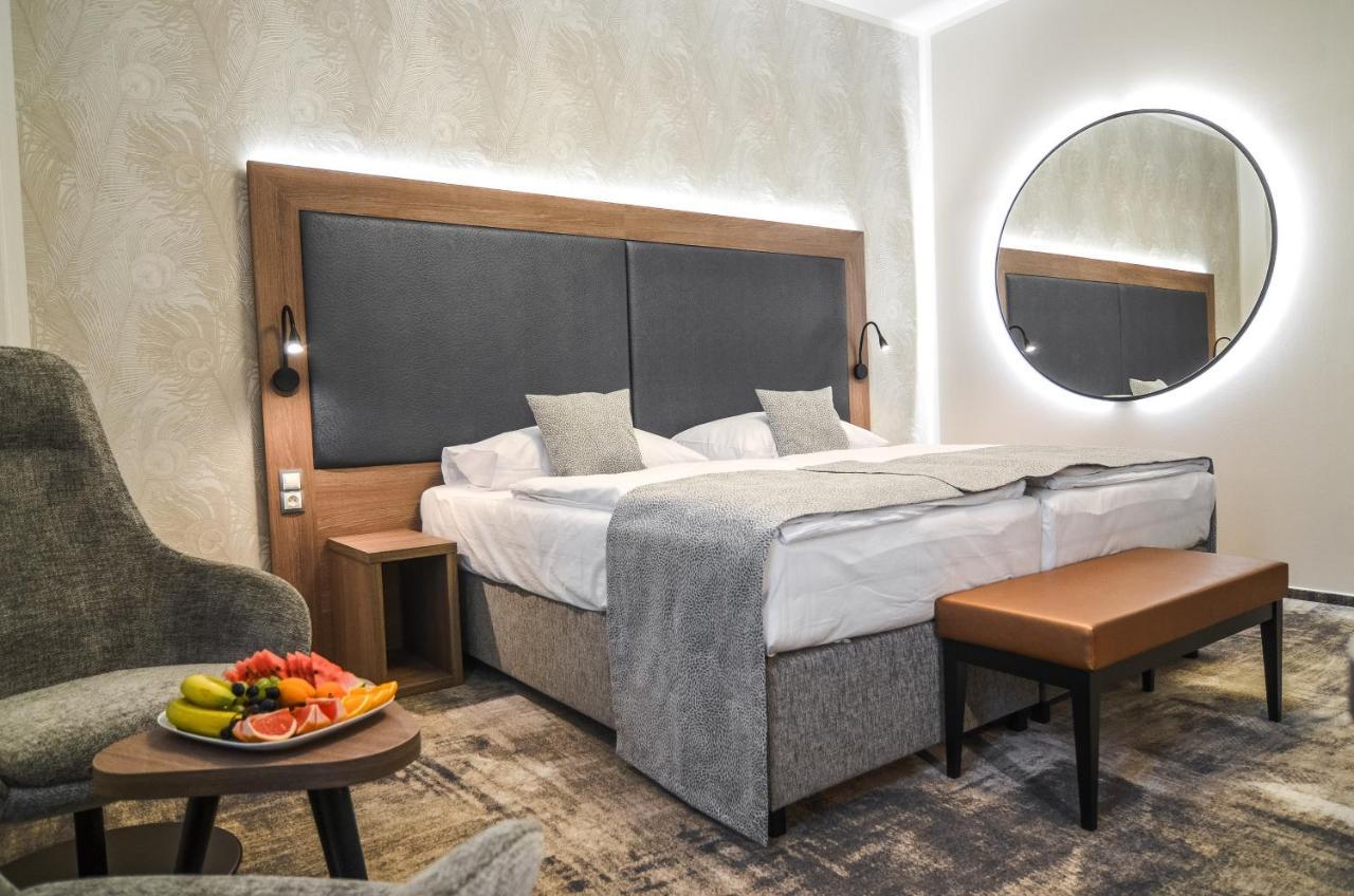 Hotel Galant Mikulov Ngoại thất bức ảnh