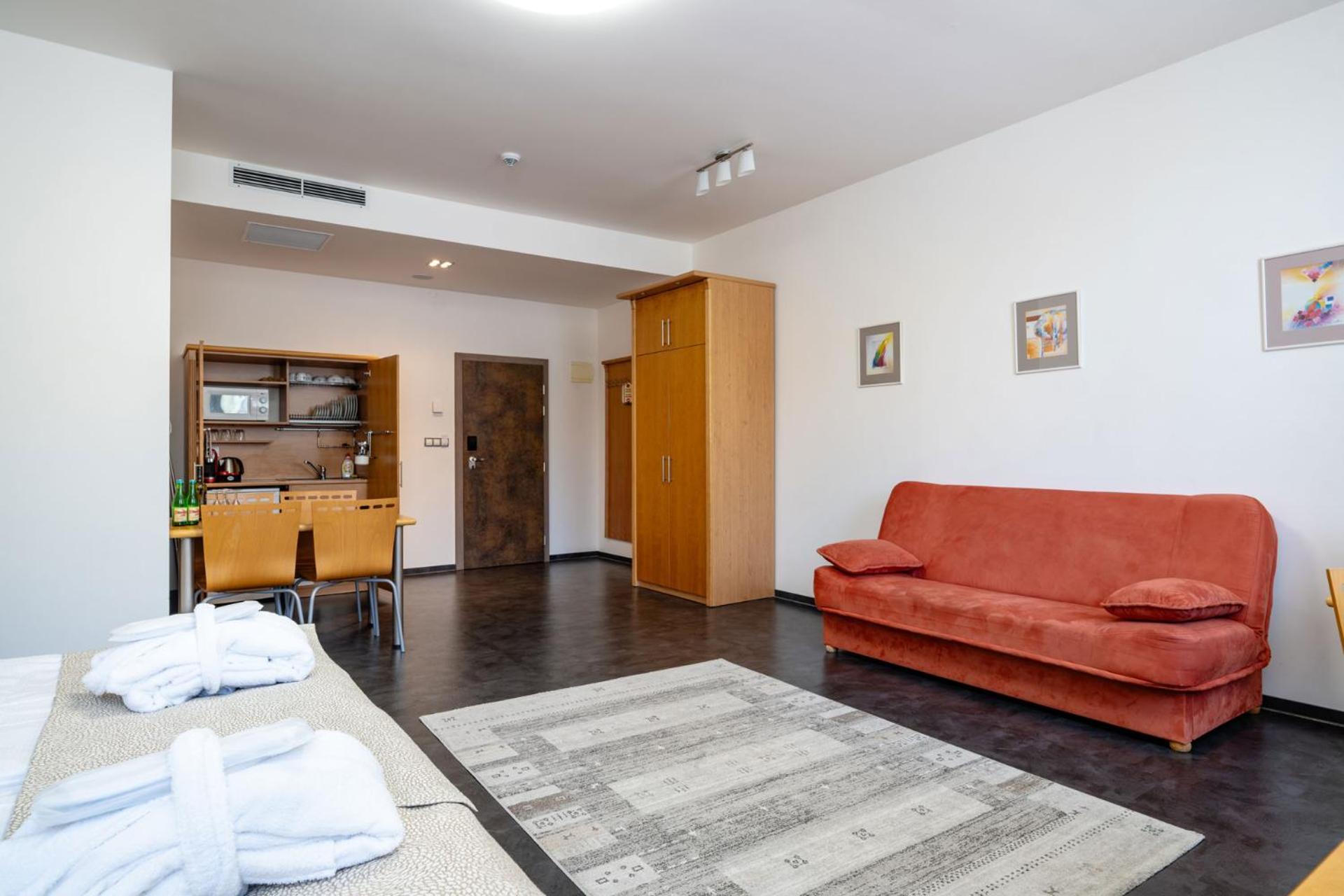 Hotel Galant Mikulov Ngoại thất bức ảnh