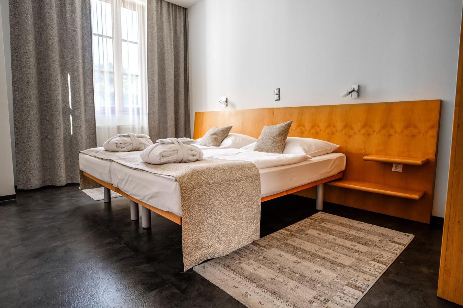 Hotel Galant Mikulov Ngoại thất bức ảnh