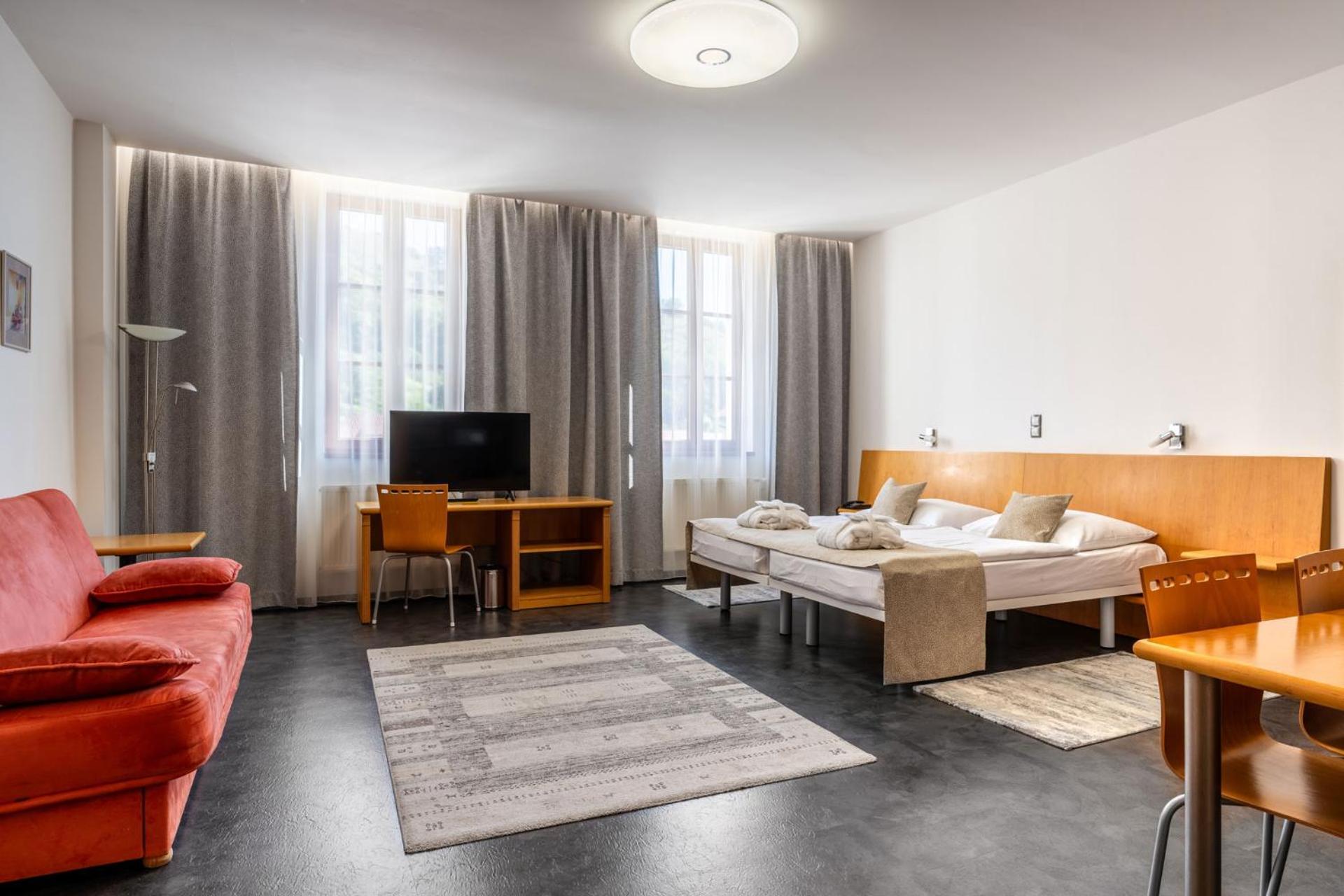 Hotel Galant Mikulov Ngoại thất bức ảnh
