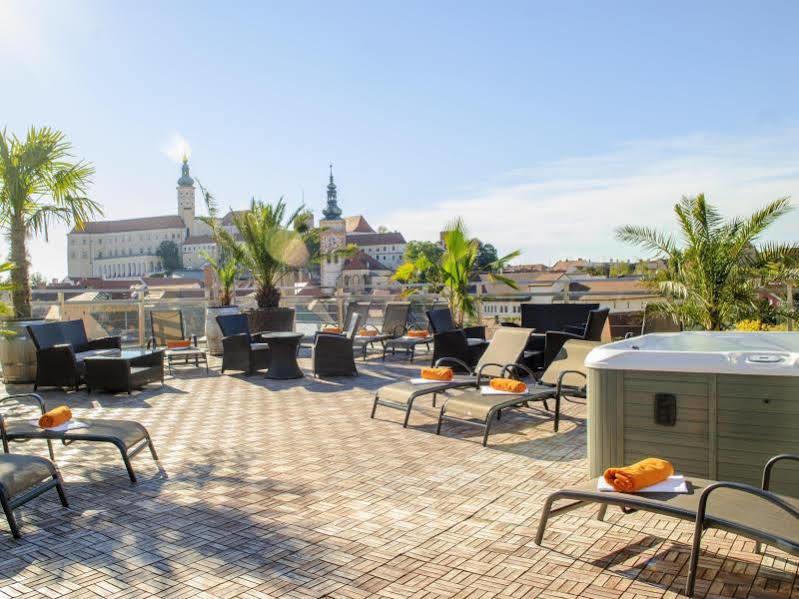 Hotel Galant Mikulov Ngoại thất bức ảnh